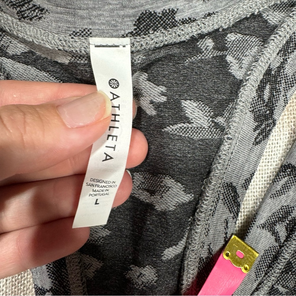 Athleta Floral Racerback Tank Size L Gray Black Workout Yoga Top - Picture 7 of 10